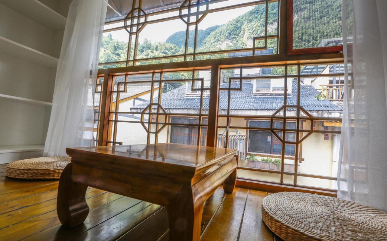 ז'אנגג'יאג'י Mountain View Guesthouse מראה חיצוני תמונה