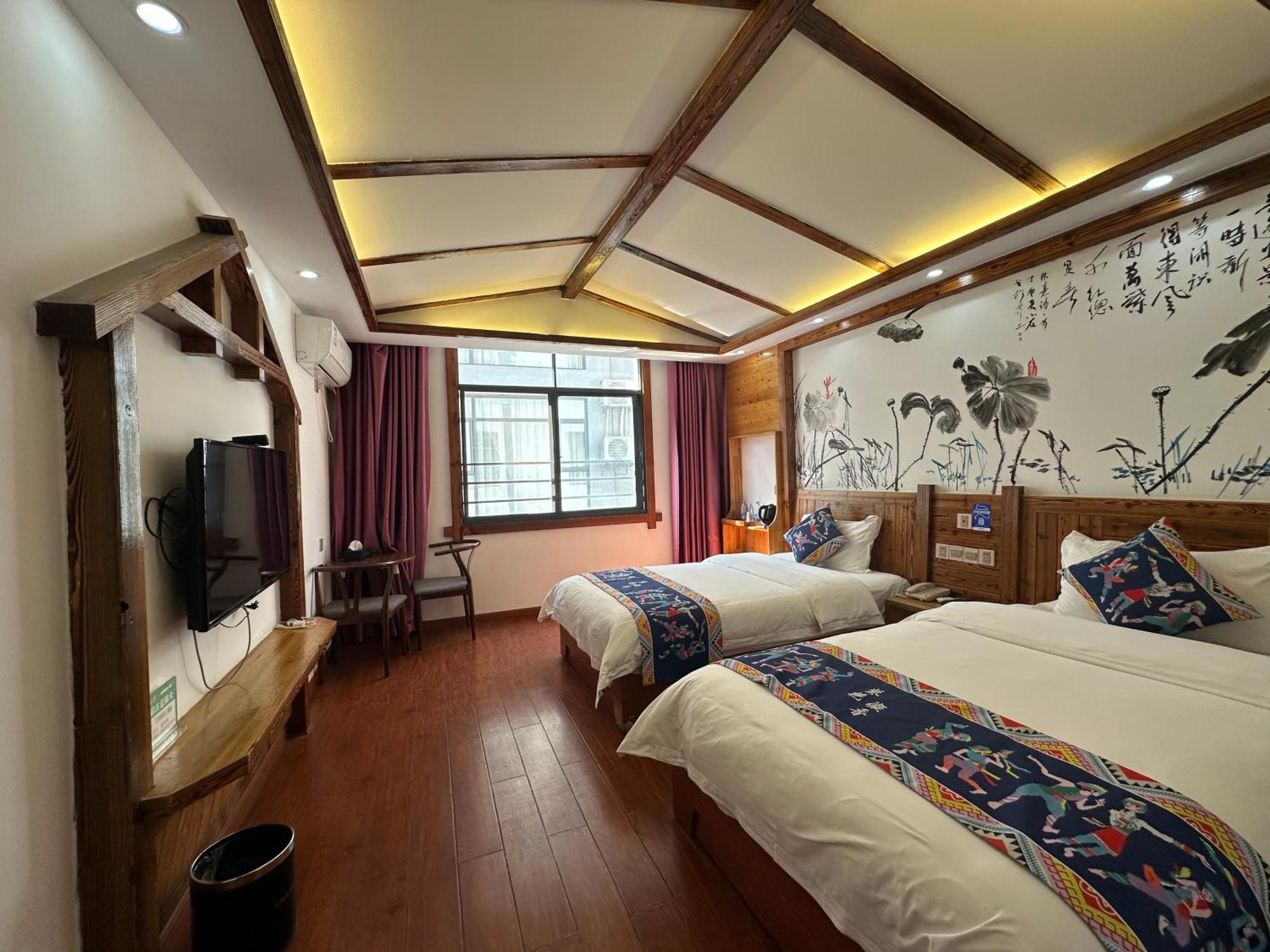 ז'אנגג'יאג'י Mountain View Guesthouse מראה חיצוני תמונה